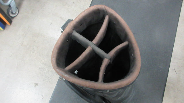 Load image into Gallery viewer, Used Nike Golf Bag (Has Wear)
