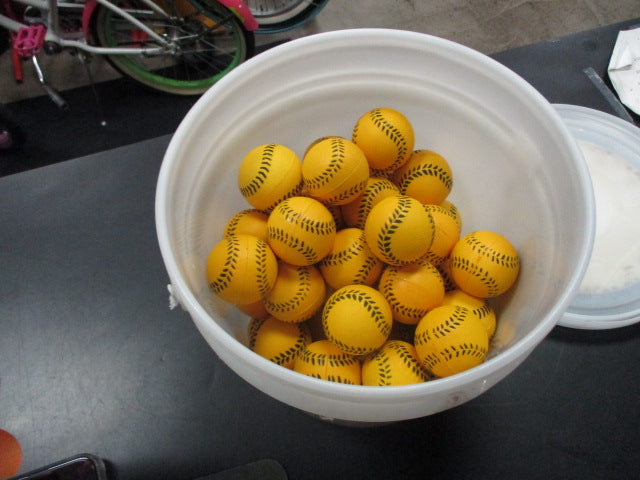 Load image into Gallery viewer, Used SKLZ Bolt Balls (Includes 45 Balls)
