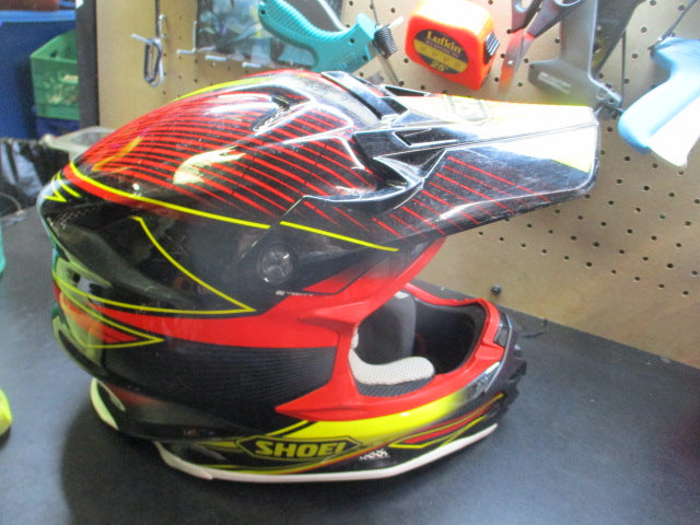 Load image into Gallery viewer, Used Shoei VFX-W Motocross Helmet Size Medium 7 1/8 - 7 1/4&quot;
