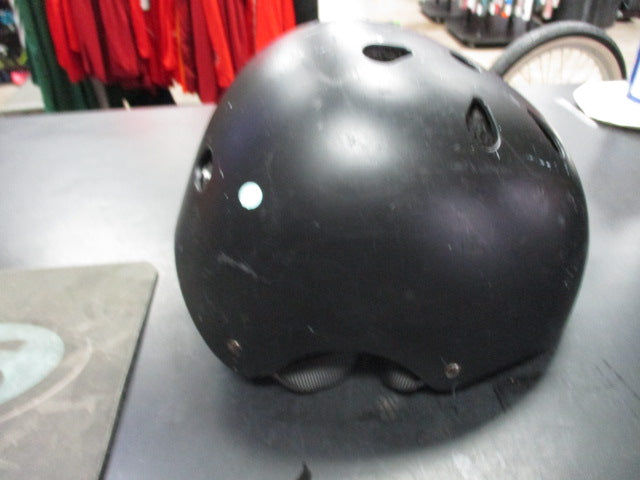 Load image into Gallery viewer, Used Size Small Black Skate Helmet
