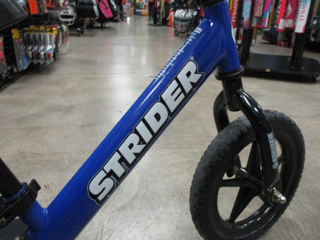 Load image into Gallery viewer, Used Strider Pedal-less 12 Sport Balance Bike
