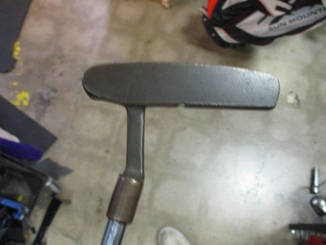 Load image into Gallery viewer, Used Ping Pal 36&quot; Putter

