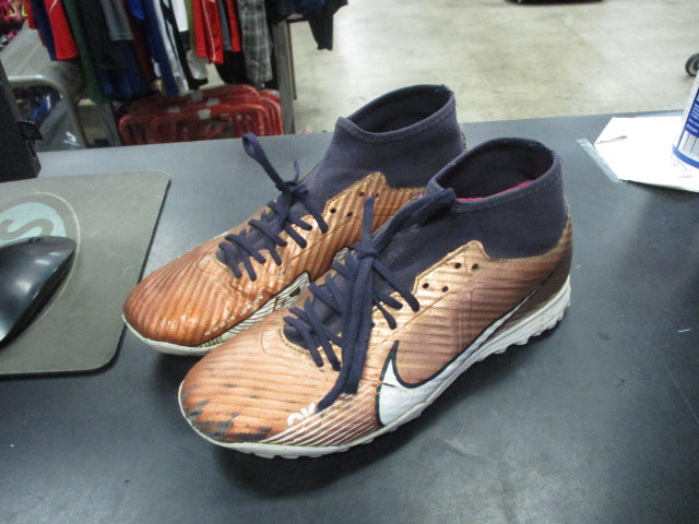 Load image into Gallery viewer, Used Nike Mercurial Soccer Turf Cleats Size 7.5
