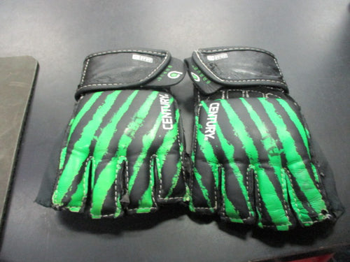 Used Century Size S/m Brave Martial Art Gloves