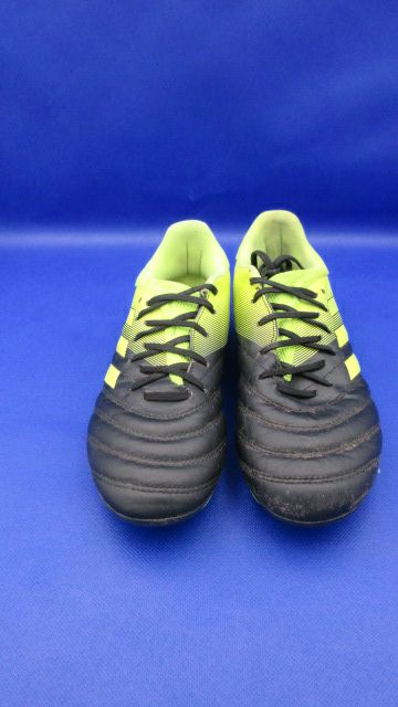 Load image into Gallery viewer, Used Adidas Copa 19.3 Youth Firm Ground Size Y4.5 Soccer Cleat
