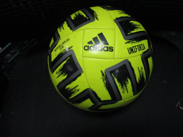 Load image into Gallery viewer, Used Adidas Uniforia Euro 2020 Match Replica Club Size 4 Soccer Ball
