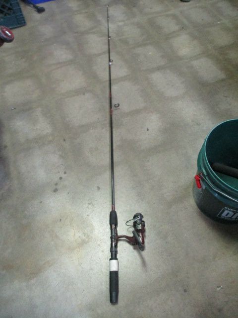 Load image into Gallery viewer, Used Zebco ZS1 5&#39;6&quot; Fishing Rod &amp; Reel Combo
