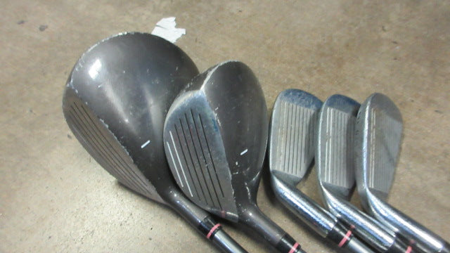 Load image into Gallery viewer, Used Walter Hagen Junior 5 Piece Set -Needs grips
