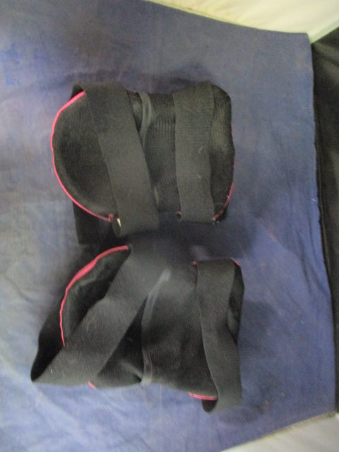 Used Wipeout Knee Pads Youth Size Medium