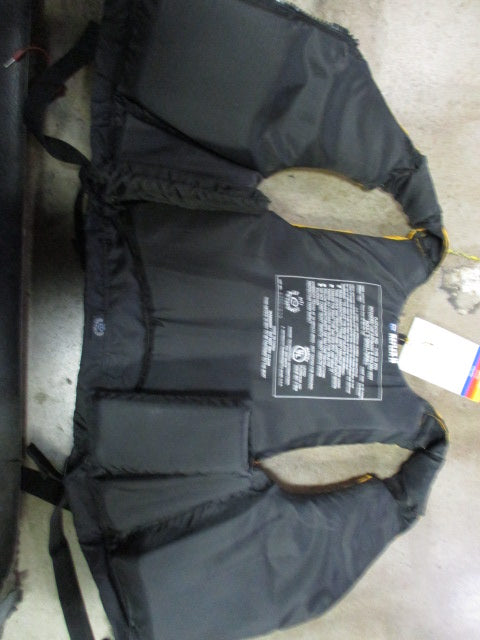 Used Reflex II MTI Size Adult XS/S Life Jacket