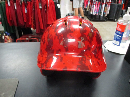 Used Under Armour Size 5 7/8 - 6 3/4 Batting Helmet