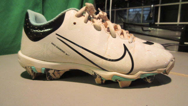 Load image into Gallery viewer, Used Nike Youth Hyperdiamond 4 Keystone 4.5Y Softball Cleats
