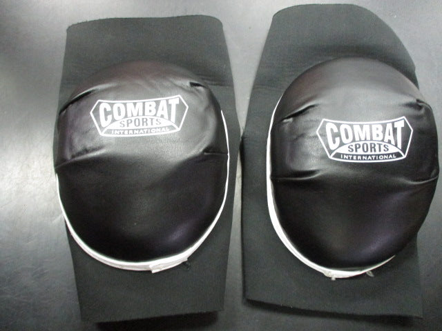 Load image into Gallery viewer, Useds Combat Sports Elbow Pads - Regular
