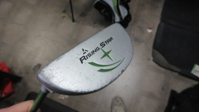 Load image into Gallery viewer, Used Rising Star 29.5&quot; Junior Putter
