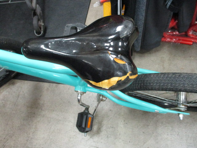 Load image into Gallery viewer, Used Retrospec Koda Size 20&quot; Kids Bike (Seat Is Torn)
