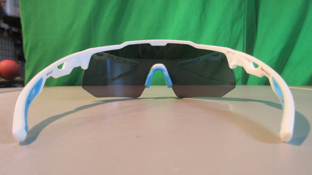 Load image into Gallery viewer, Used Haayot Blue Lens Sunglasses With Case
