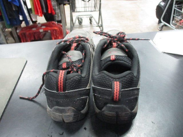 Load image into Gallery viewer, Used Rugged Exposure Hiking Shoes Size 7.5
