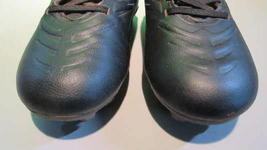 Used DSG Speed Viper Kids 11K Soccer Cleats