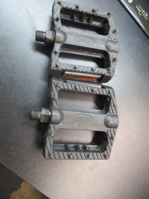 Used GT Bicycle Pedals