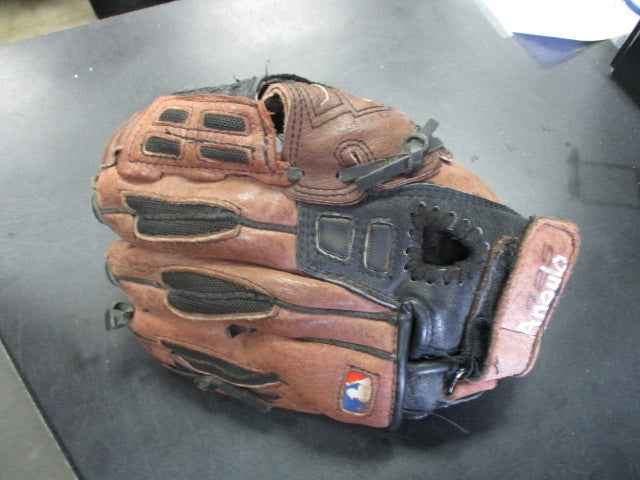 Load image into Gallery viewer, Used Wilson EZ Catch 425 10&quot; T-Ball Glove
