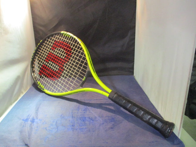 Load image into Gallery viewer, Used Wilson Fusion Soft Shock 3 27&quot; Tennis Racquet
