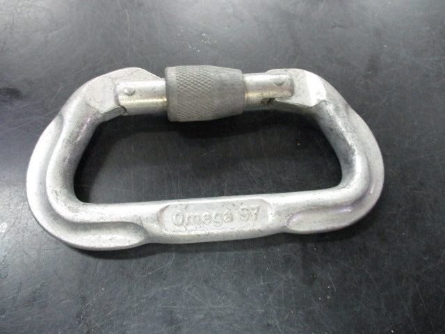 Load image into Gallery viewer, Used Omega 97 USA Screw Lock Carabiner
