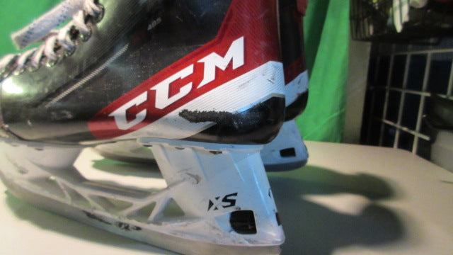 Load image into Gallery viewer, Used CCM Jetspeed FT485 Senoir Size 7 Hockey Skates
