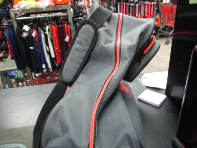 Load image into Gallery viewer, Used Pacer Skate Bag With Strap
