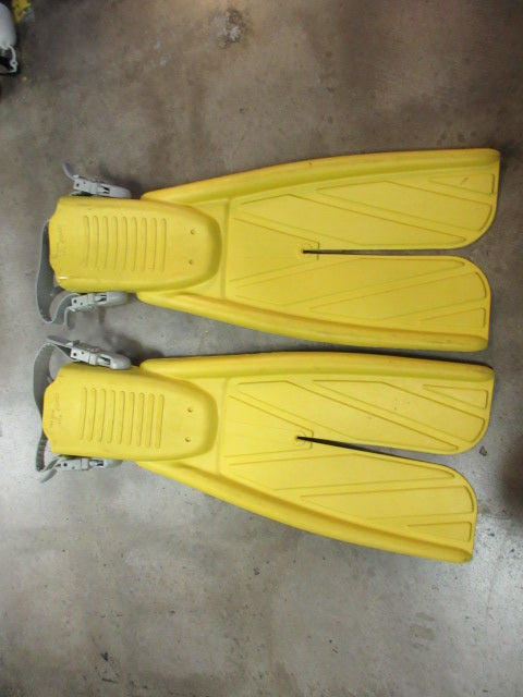 Load image into Gallery viewer, Used Apollo Natures Wing Bio-fin Pro Fins Size Large
