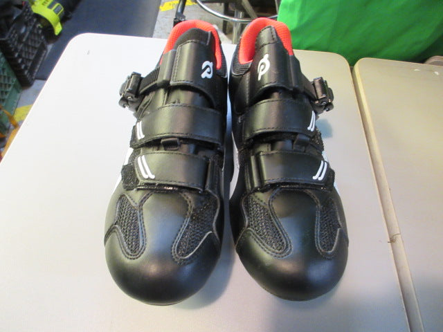 Load image into Gallery viewer, Used Peloton Cycling Shoes Size 38
