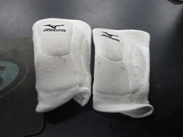 Load image into Gallery viewer, Used Mizuno Size Small Knee Pads
