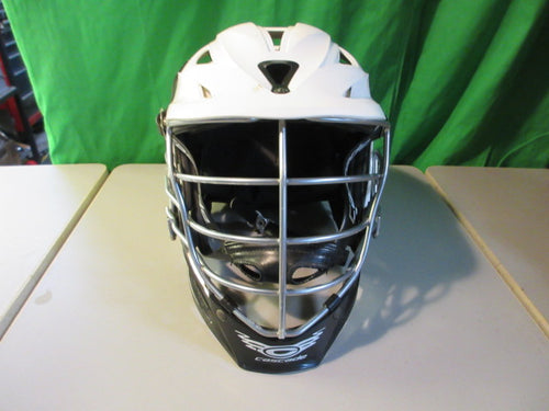 Used Cascade R Lacrosse Helmet - White