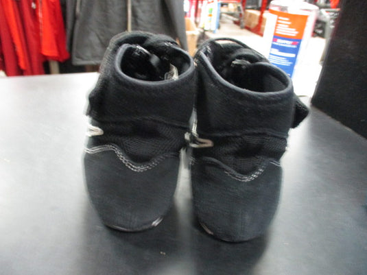 Used Nike Wrestling Shoes Size 8