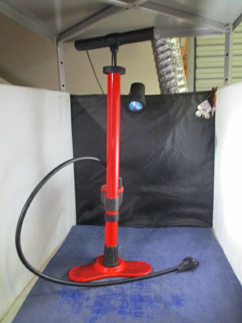 Used Serfas FP-100 Floor Pump w/ Gauge