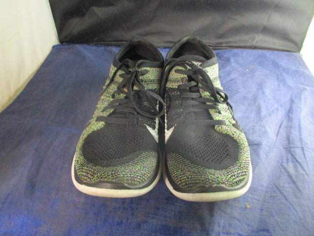 Load image into Gallery viewer, Used Nike Free 4.0 FlyKnit Running Shoes Adult Size 9
