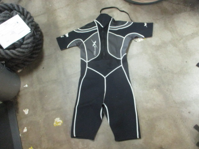 Load image into Gallery viewer, Used XPS Aqualite Super Stretch 2 x 2mm Wetsuit Size Medium
