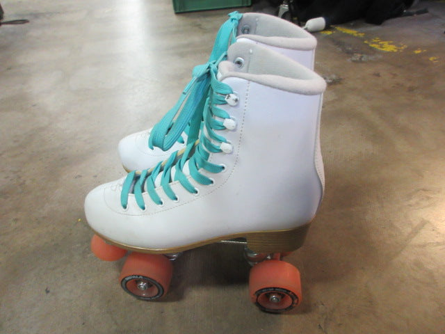 Load image into Gallery viewer, Used Impala Sidewalk Roller Skates Size 8
