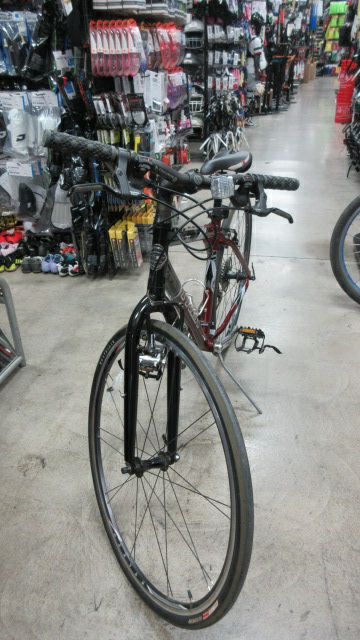 Used 2005 Trek 7500 FX Frame: Aluminum Fitness/Road Bicycle