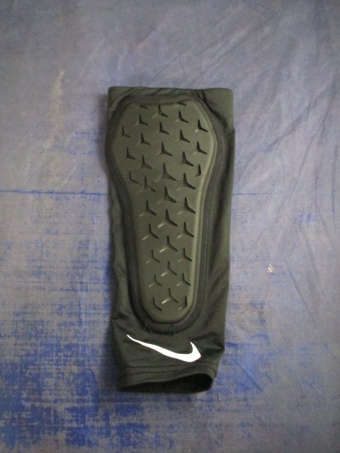 Used Nike Padded Arm Sleeve Size L/XL