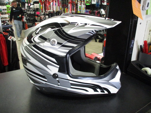 Load image into Gallery viewer, Used Bilt Redemption DOT Motorcross Adult Medium Helmet
