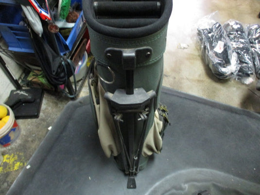 Used Green Stand golf Bag