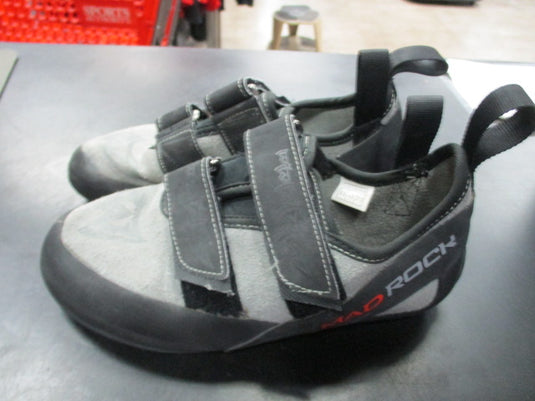 Used Mad Rock Climbing Shoes Sz 5.5