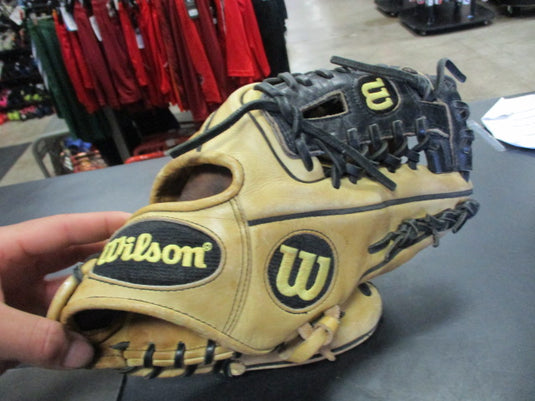 Used Wilson A2000 1788A-BL Size 11 1/4 Pro Stock Baseball Glove- RHT