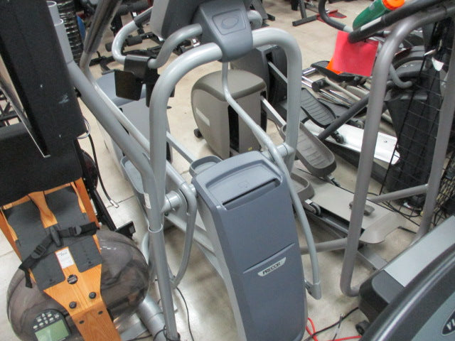 Load image into Gallery viewer, Used Precor EFX 536I Commercial Grade Elliptical W/ TV Screen
