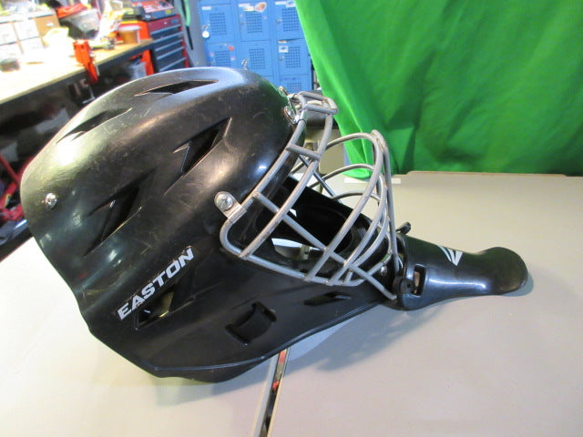 Load image into Gallery viewer, Used Easton Black Magic Catcher&#39;s Helmet w/ Throat Guard Size 6 1/8 - 7 1/4&quot;
