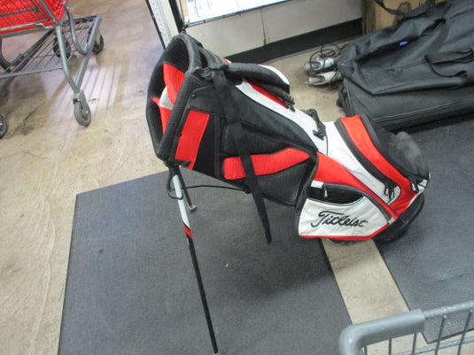 Used Titleist Raven Golf Stand Bag