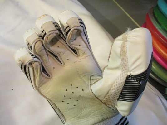 Used Adidas XT 5.0 Adult Cricket Batting Gloves