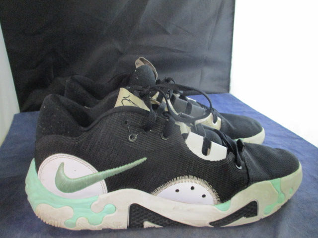 Load image into Gallery viewer, Used Nike PG Basketball Shoes Size 12 Men&#39;s
