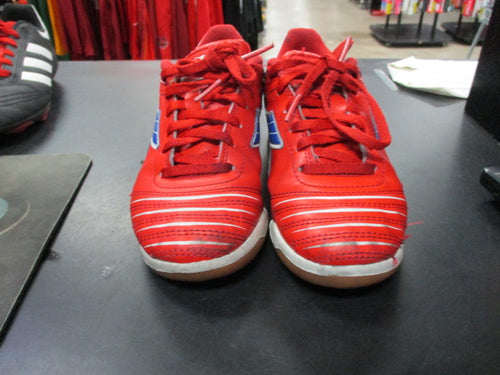 Used Diadora Size 2.5 Indoor Soccer Cleats