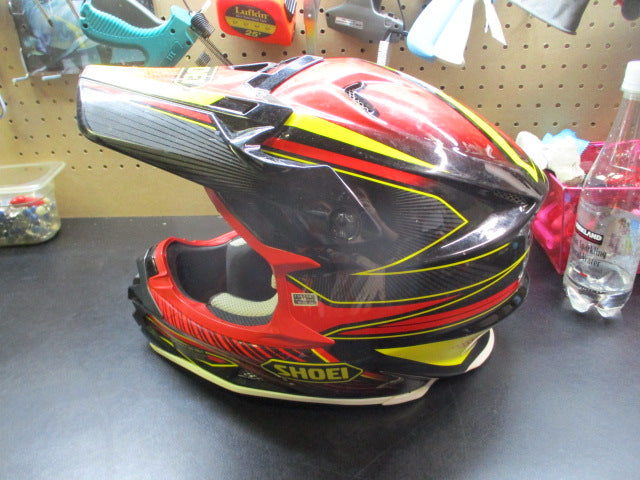 Load image into Gallery viewer, Used Shoei VFX-W Motocross Helmet Size Medium 7 1/8 - 7 1/4&quot;
